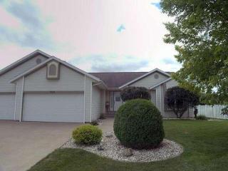 306 Peterson St, Holmen, WI 54636-8805