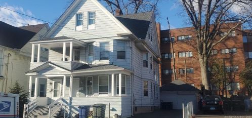 24 Bronx Ave, Bridgeport CT  06606-4604 exterior