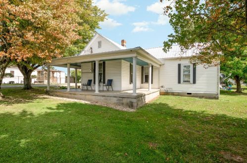 510 Sycamore St, Lynx, OH 45693-1151