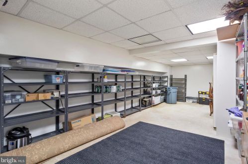 1162 Horseshoe Dr, Blue Bell PA  19422-1947 exterior