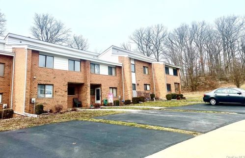 36 Poplar Ln, Middletown, NY 10941-1306