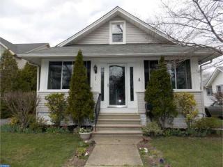 207 Pine St, Camden NJ  08103-3352 exterior