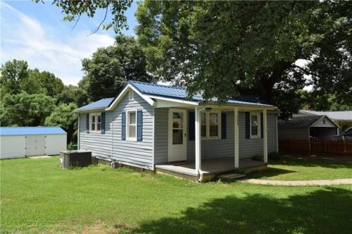 1205 Odell St, Ellisboro, NC 27025-9319