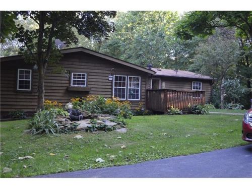 110 Oak Ln, Hookstown, PA 15050-1730