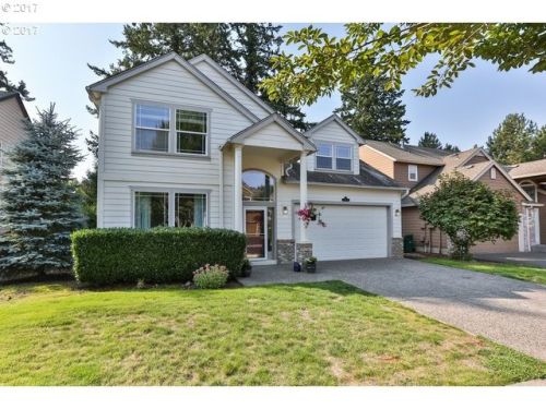 16310 Loon Dr, Beaverton, OR 97007-8991
