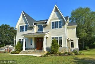 619 Tapawingo Rd, Vienna, VA 22180-6419