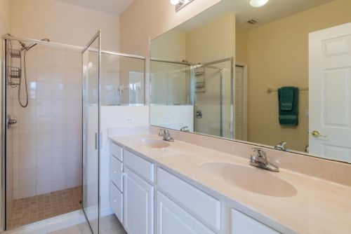 14254 Manchester Dr, Naples FL 34114-8624 exterior