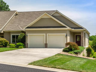 225 Tanasi Lagoon Dr, Loudon, TN 37774-3186