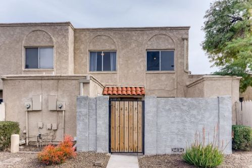 14213 54th Dr, Glendale, AZ 85306-4737
