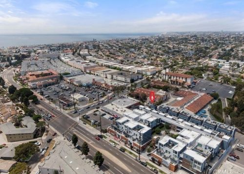 1920 Pacific Coast Hwy, Redondo Beach CA  90277-6144 exterior