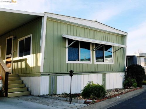 66 Oneida St, Oakley, CA 94561-1666