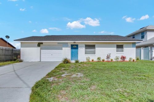 26631 Bermuda Dr, Tavares, FL 32778-9725