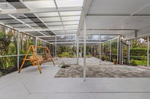 770 Logan Blvd, Naples FL 34116-3909 exterior