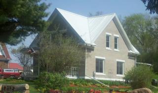 212 Coon Prairie Ave, Westby, WI 54667-1343
