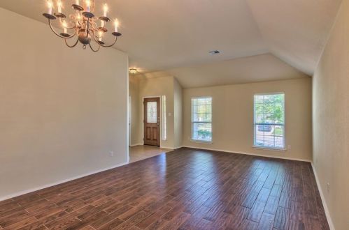 11121 Casitas Dr, Austin TX  78717-3876 exterior