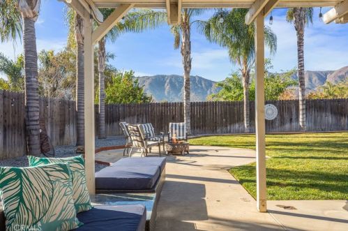 3871 Adams St, Lake Elsinore CA  92530-5312 exterior