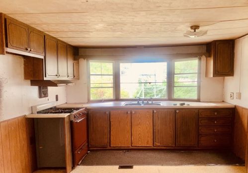 280 Washington St, Strattanville, PA 16258-1822