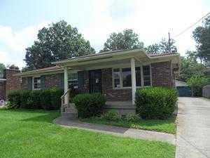 6415 Triplett Dr, Louisville, KY 40258-3047
