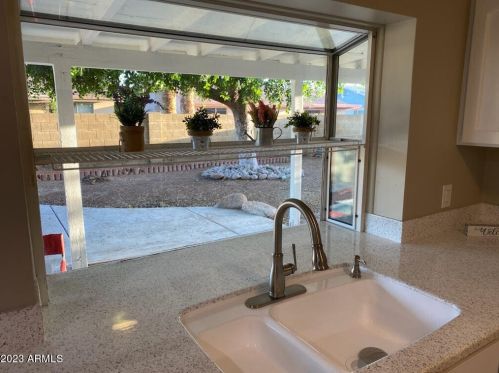 5407 Barbara Ave, Glendale, AZ 85302-4818