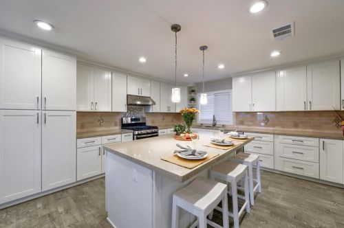 1449 Branham Ln, San Jose CA  95111-2760 exterior