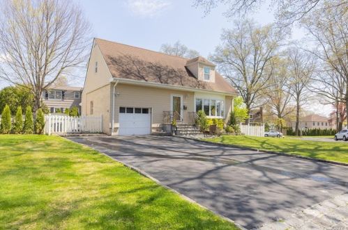 139 Hilburn Rd, Scarsdale NY  10583-6117 exterior