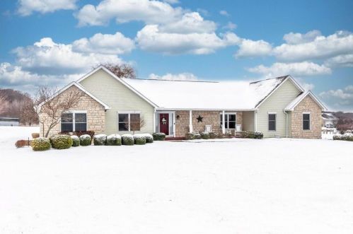 1899 Lamb Rd, Carroll, OH 43112-9730
