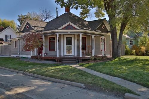 701 Emerson St, Sheridan, WY 82801-5215