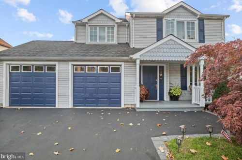 474 Pheasant Ln, Fairless Hills, PA 19030-3708