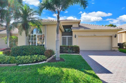 3932 Palladium Shore Dr, Boynton Beach, FL 33436-5072