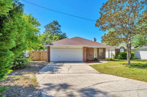 1916 Summer Hills Ln, Fort Walton Beach FL  32547-7036 exterior