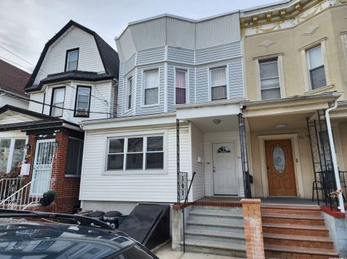 85-32 91st St, Jamaica, NY 11421-1403
