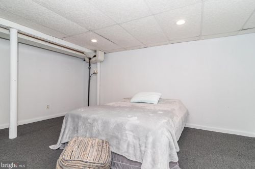 11 Orchard Ave, Blenheim NJ  08012-5361 exterior