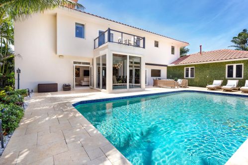 5905 Ocean Blvd, Boynton Beach, FL 33435-5245