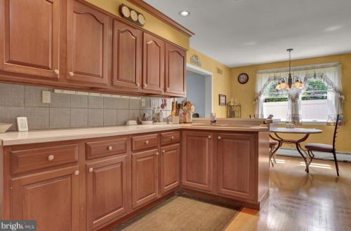 418 Blacklatch Ln, Camp Hill PA  17011-8414 exterior