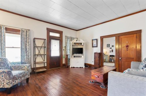 454 Chestnut St, Nelsonville OH  45764-1411 exterior