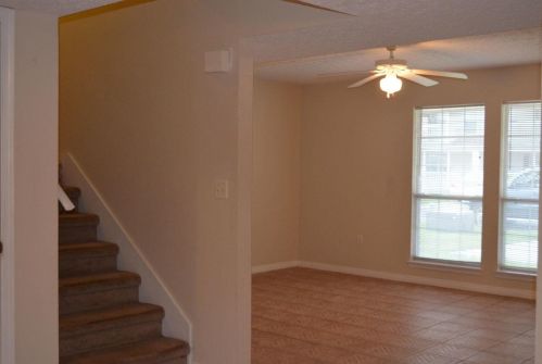 1848 Pointed Leaf Ln, Fort Walton Beach, FL 32547-7097