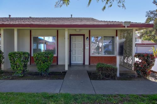 3278 Leafwood Ln, San Jose, CA 95111-2335
