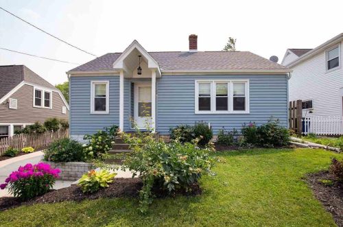 240 Allouez Ave, Green Bay, WI 54301-2150