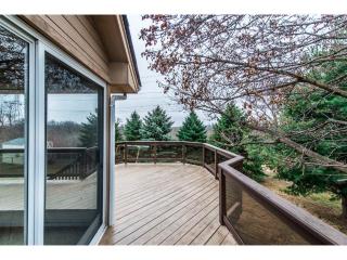 4404 Hamilton Dr, Saint Paul, MN 55123-1974