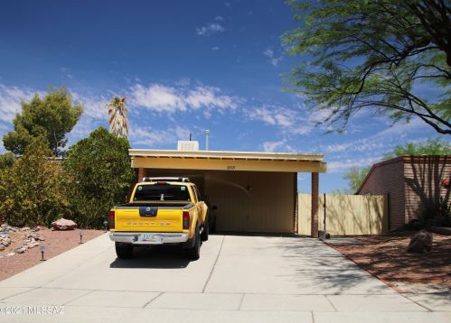6969 Village View Dr, Tucson, AZ 85741-2454