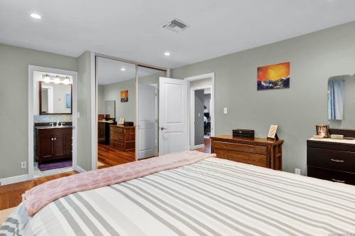 2855 Victoria Dr, Alpine CA  91901-3669 exterior