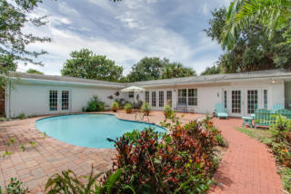 1163 Rivermont Dr, Melbourne, FL 32935-5851