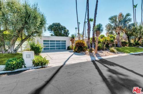 2262 Yosemite Dr, Palm Springs, CA 92264-9442