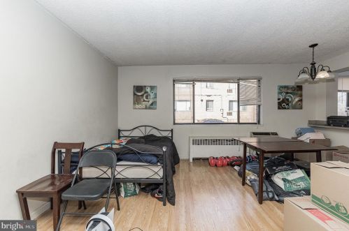 4721 1st St, Washington, DC 20032-2723
