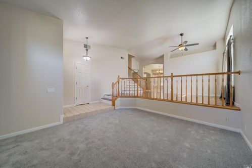 273 Sparrow St, Vacaville CA  95687-7223 exterior