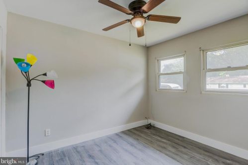 231 President Dr, Dover DE  19901-5223 exterior