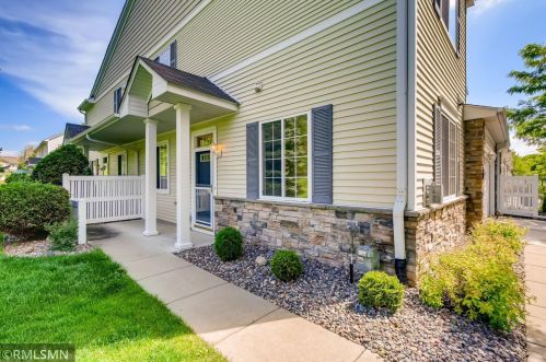 4937 Bisset Ln, South Saint Paul, MN 55076-1320
