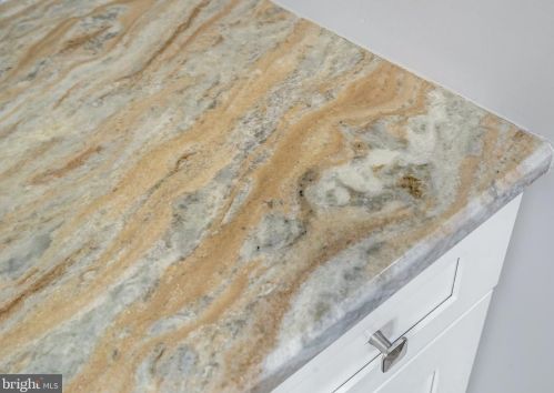 36 Quail Run, Berkeley Township NJ  08721-1300 exterior