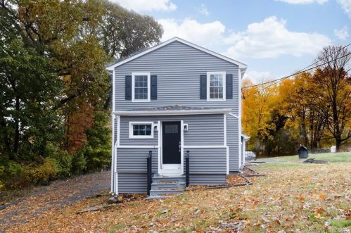 31 Cook Ln, Beacon Falls, CT 06403-1216
