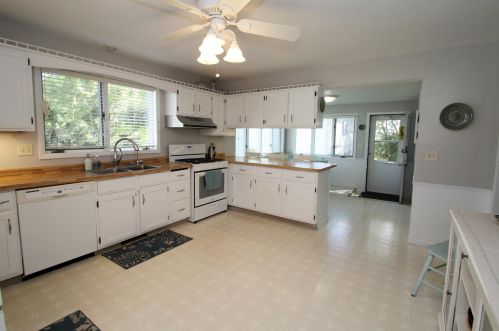 311 Fargo St, Lake Mills WI  53551-1320 exterior